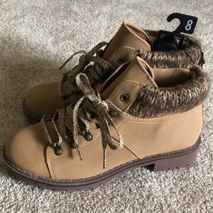 Women’s boots